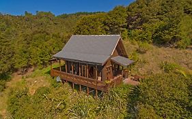 Kuaotunu Chalets
